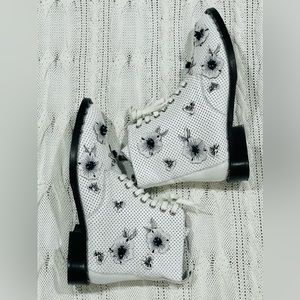 MAGZA White Genuine Leather Ankle Boots – Floral Appliqué & Perforated Design